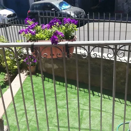 Amici Dell'etna Bed and breakfast 3*
